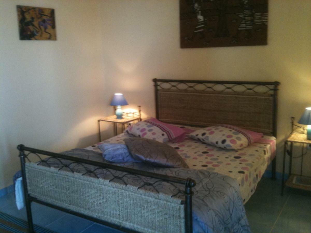 Djabraba'S Eco-Lodge Vila Nova Sintra Chambre photo
